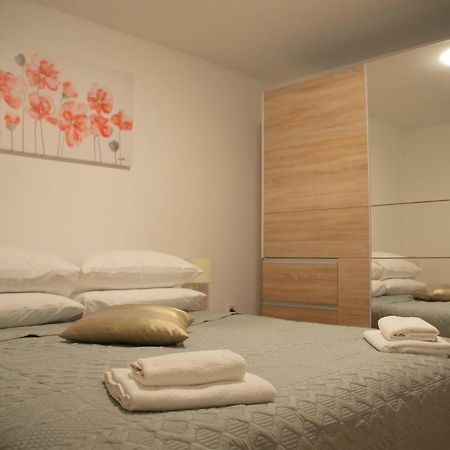 Cosy Charming Apartment Near The Palace Σπλιτ Εξωτερικό φωτογραφία