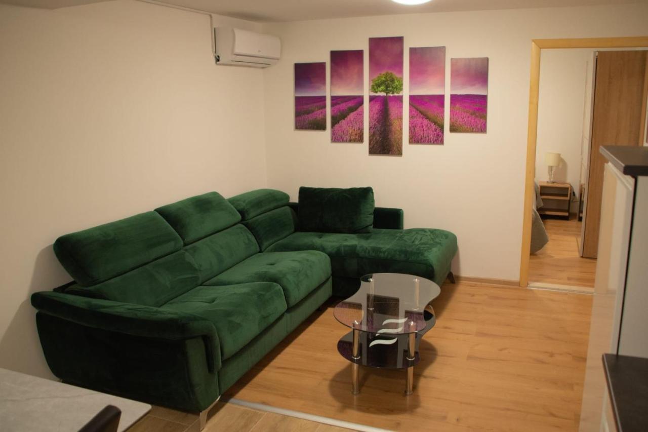 Cosy Charming Apartment Near The Palace Σπλιτ Εξωτερικό φωτογραφία